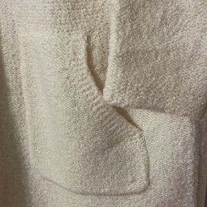 J.Jill beautiful winter white long sweater with 2 pocket ribbed detail NWT